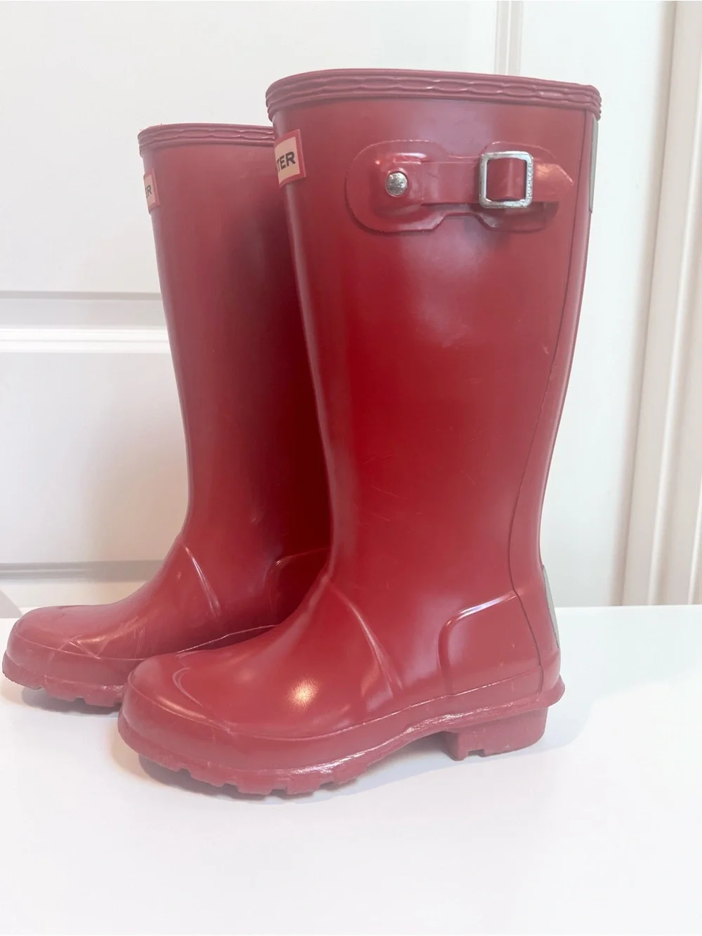 Hunter Kids Youth Glossy Red Knee-High Rain Boots Size 1 / 2 Boys Girls